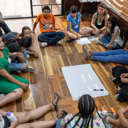 Un paso por los NNAPES: avances hacia visitas dignas en centros penitenciarios