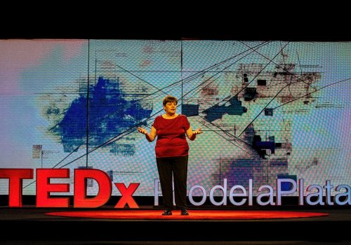 De la fila de la cárcel a la incidencia global: el camino de Andrea Casamento